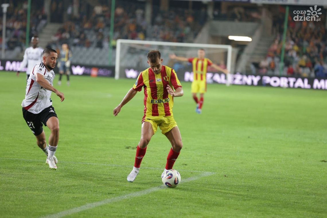 Piłkarze Korony Kielce zawiedzeni porażką z Legią Warszawa: To najmocniejsza wersja Legii, jaką dotąd widziałem Piłkarze Korony Kielce zawiedzeni porażką z Legią Warszawa: To najmocniejsza wersja Legii, jaką dotąd widziałem