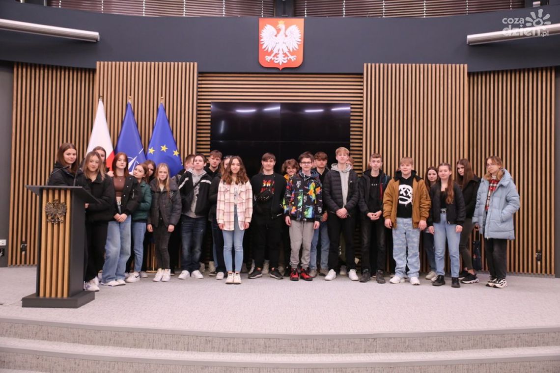 Pińczowscy licealiści z wizytą w urzędzie Pińczowscy licealiści z wizytą w urzędzie