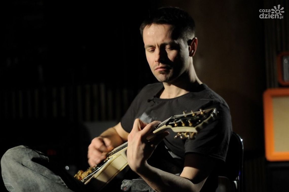 Piotr Lato: Postawiłem w życiu na muzykę, która potrzebowała czasu aby dojrzeć Piotr Lato: Postawiłem w życiu na muzykę, która potrzebowała czasu aby dojrzeć