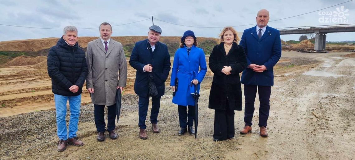 PIS na ostatniej prostej przypomina o swoich inwestycjach PIS na ostatniej prostej przypomina o swoich inwestycjach