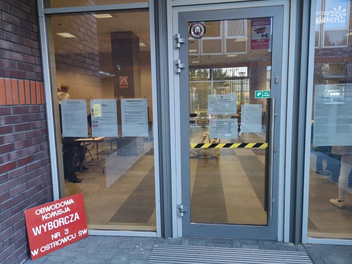 PiS wygrywa w Ostrowcu Św. 