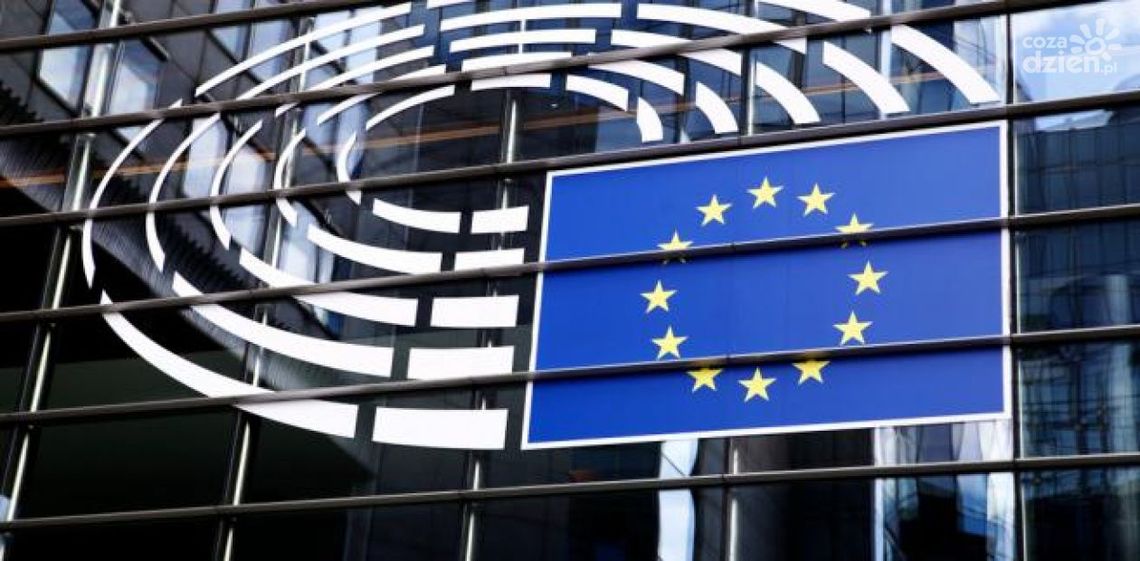 PiS wygrywa w powiecie ostrowieckim