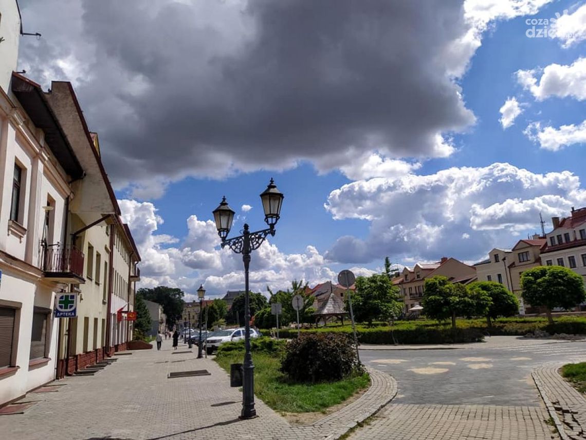 Plac Obrońców Pokoju nieprzejezdny Plac Obrońców Pokoju nieprzejezdny