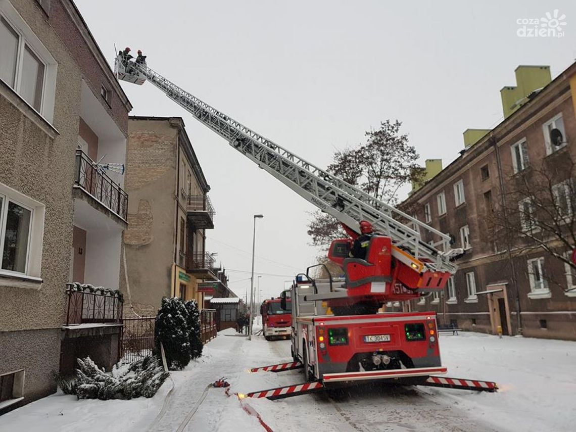 Płonęło poddasze na Klimkiewiczowskiej Płonęło poddasze na Klimkiewiczowskiej