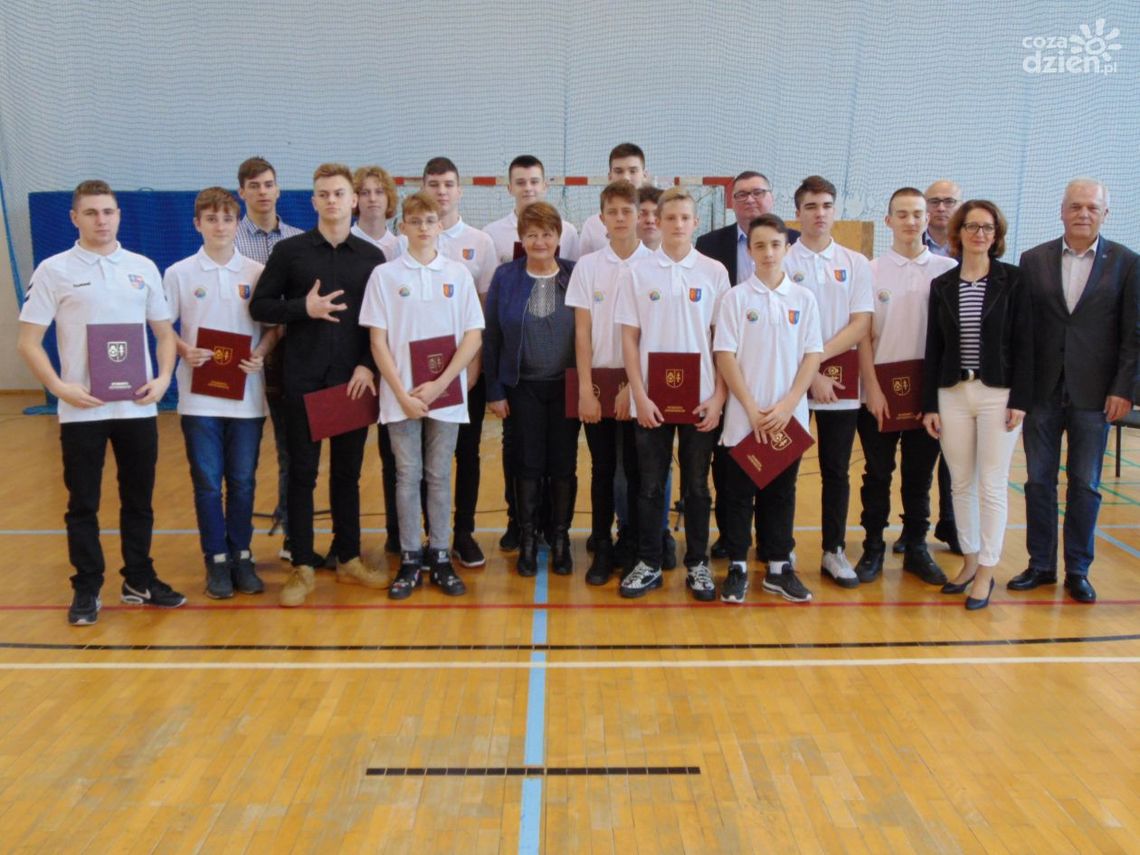 Pływacy i waterpoliści docenieni Pływacy i waterpoliści docenieni