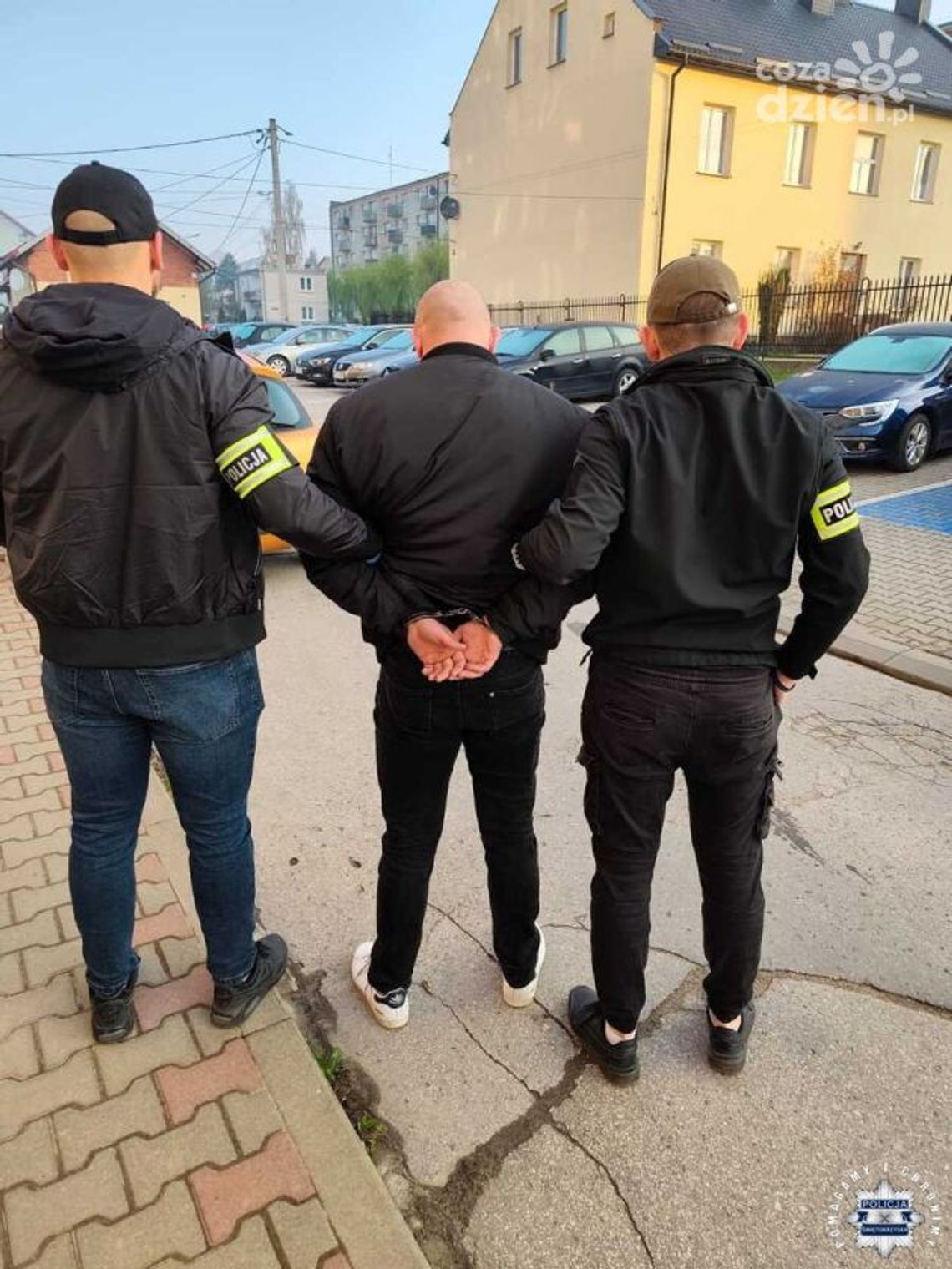 Po meczu w Starachowicach przyszły zatrzymania. Sześciu pseudokibiców z zarzutami Po meczu w Starachowicach przyszły zatrzymania. Sześciu pseudokibiców z zarzutami