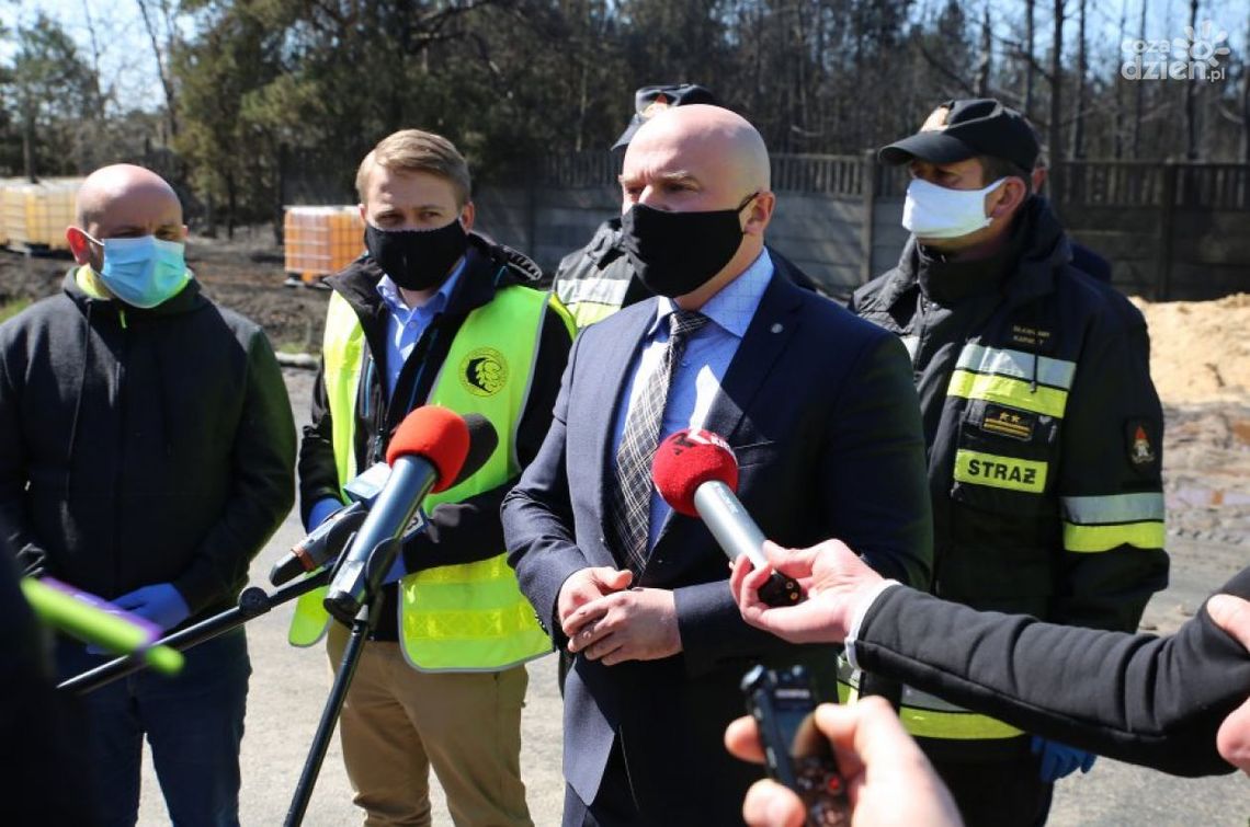 Po pożarze w Nowinach. Na miejscu wiceminister klimatu