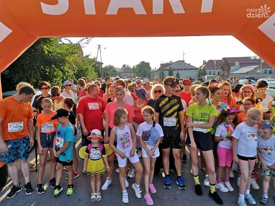 Pobiegli dla Oskarka (zdjęcia) Pobiegli dla Oskarka (zdjęcia)