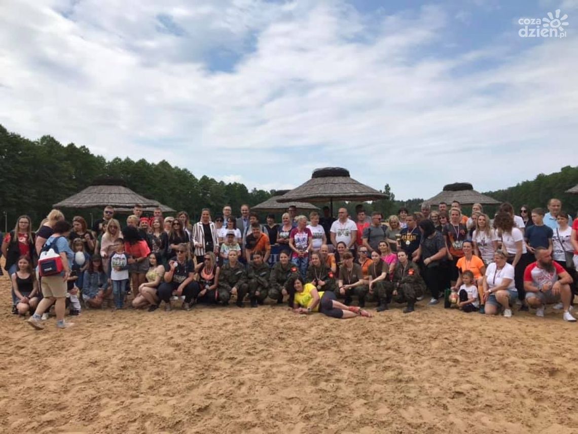 Pobiegli i pomogli Bartkowi Pobiegli i pomogli Bartkowi