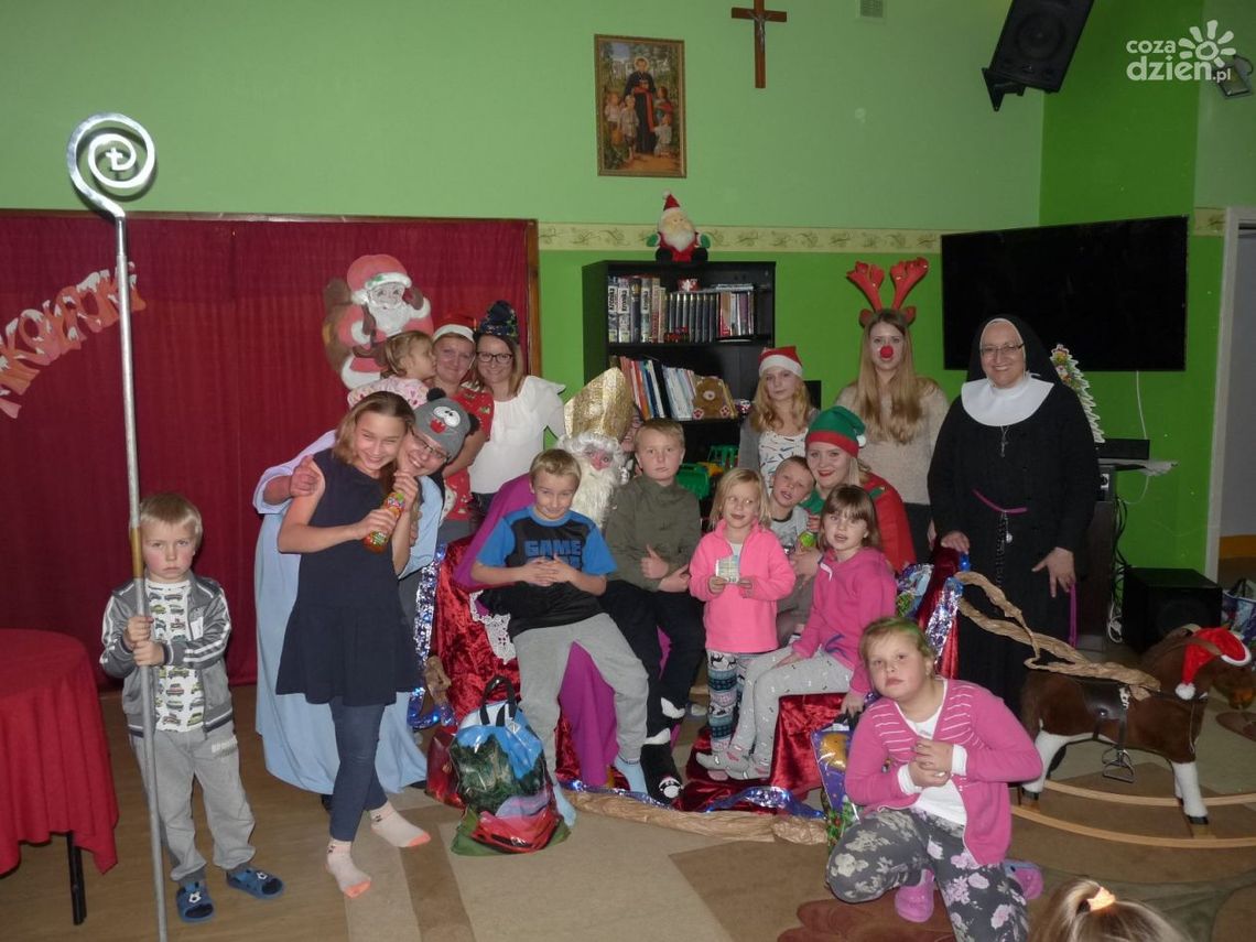 Podarujmy dzieciom z Denkowa świąteczną radość - ruszyła szczytna akcja