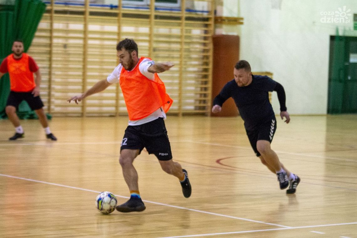 Podsumowanie VIII edycji Chmielnickiej Ligi Futsalu Podsumowanie VIII edycji Chmielnickiej Ligi Futsalu