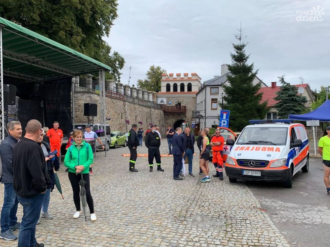 Pogoda nie zniechęciła biegaczy Pogoda nie zniechęciła biegaczy