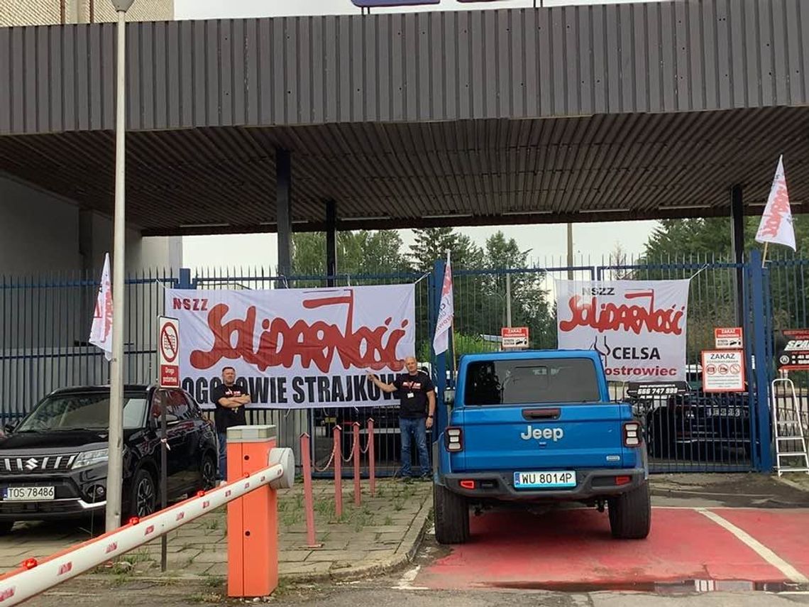 Pogotowie strajkowe zawiązali ostrowieccy hutnicy