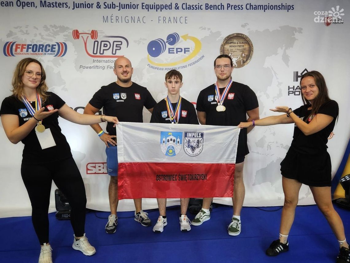 Pojechali na mistrzostwa dzięki darczyńcom. Sportowcy w podziękowaniu wracają z medalami