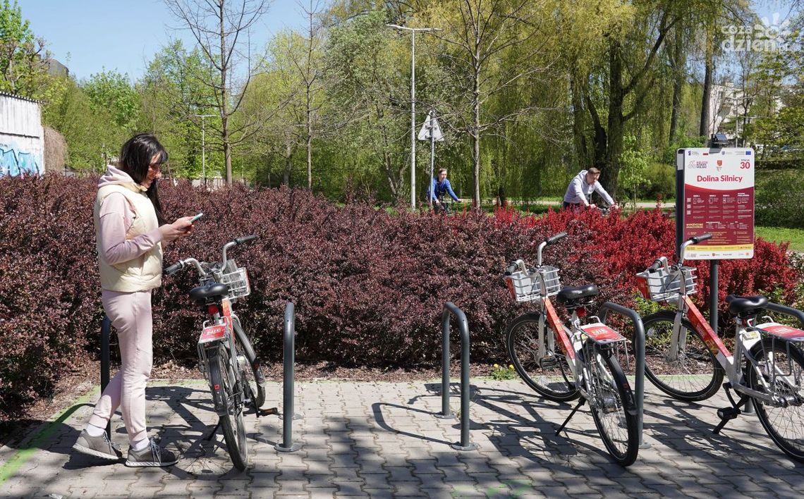 Pokonaliśmy równik… na rowerach miejskich Pokonaliśmy równik… na rowerach miejskich