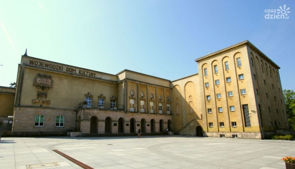 "Polska dziękuje - Biało Czerwone piosenki" w WDK "Polska dziękuje - Biało Czerwone piosenki" w WDK