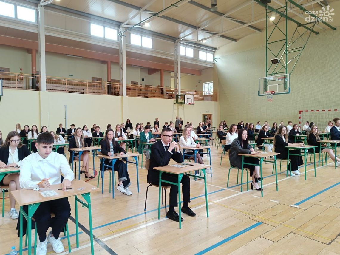 "Polski był łatwy" - komentarze po pierwszym dniu matur 2025