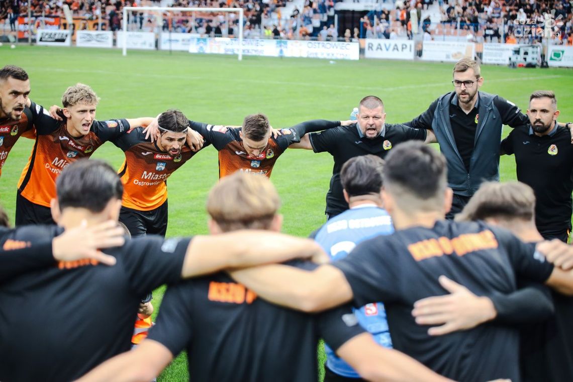 Pomarańczowo - czarni wracają na fotel lidera Pomarańczowo - czarni wracają na fotel lidera