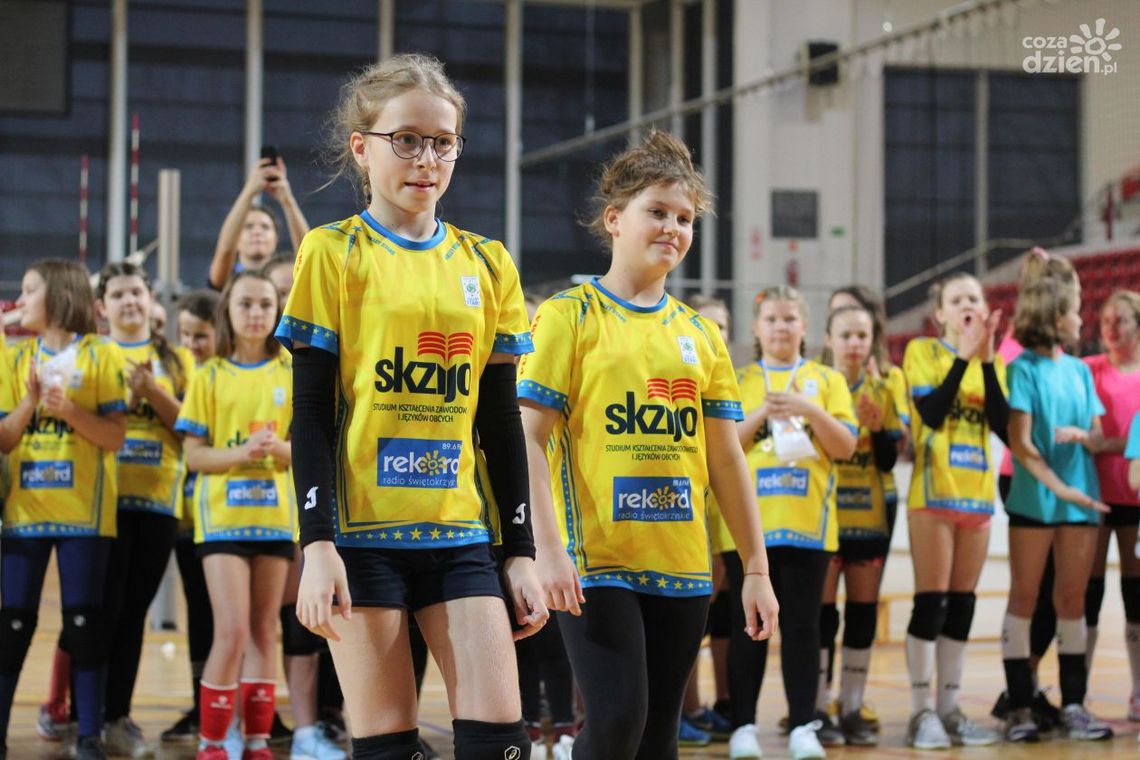 Ponad 150 uczestniczek w Volley Stars CUP
