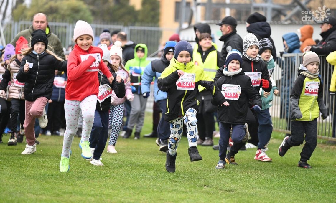 Ponad tysiąc dzieci wzięło udział w Ostrowieckich Biegach Niepodległości
2024!