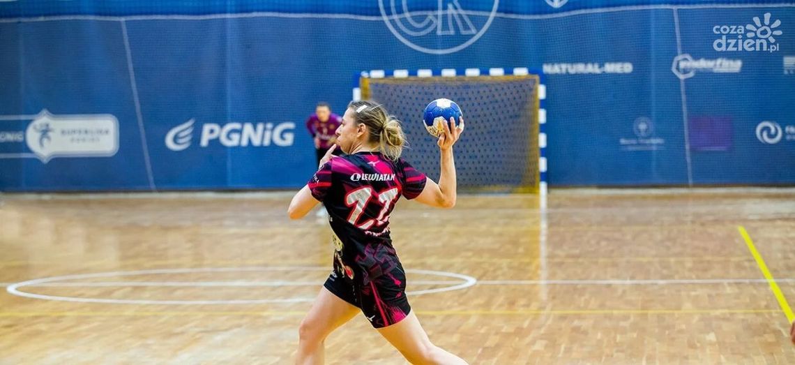 Porażka we własnej hali i koniec świetnej serii. Suzuki Korona Handball Kielce – ENEA Piłka Ręczna Poznań 30:31 (14:18) Porażka we własnej hali i koniec świetnej serii. Suzuki Korona Handball Kielce – ENEA Piłka Ręczna Poznań 30:31 (14:18)