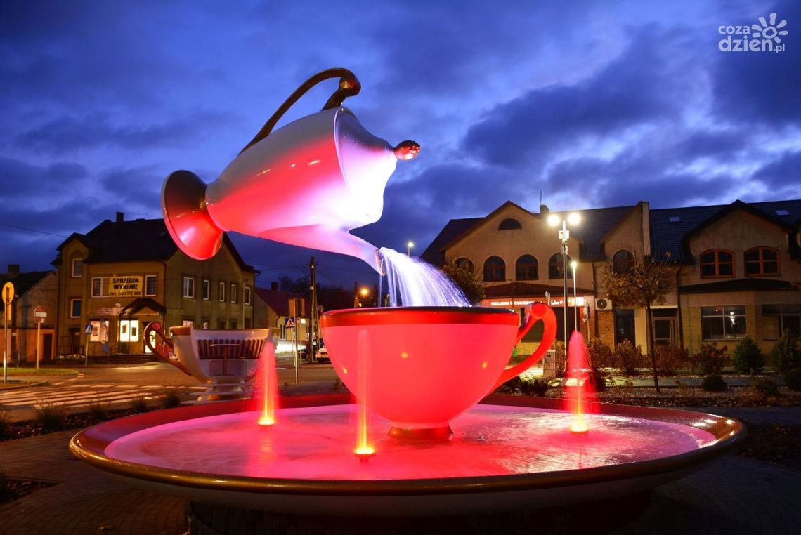 Porcelanowy rynek w Ćmielowie z prestiżowymi nominacjami Porcelanowy rynek w Ćmielowie z prestiżowymi nominacjami