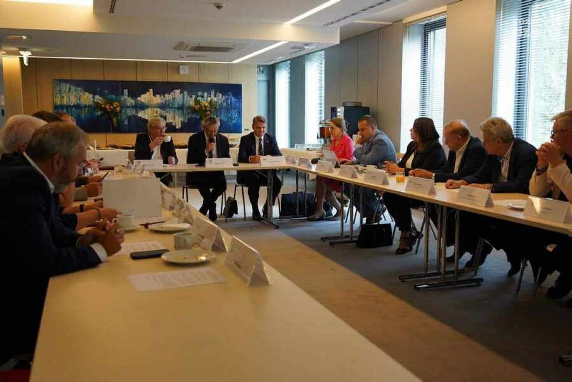 Posiedzenie Wojewódzkiej Rady Dialogu Społecznego Posiedzenie Wojewódzkiej Rady Dialogu Społecznego