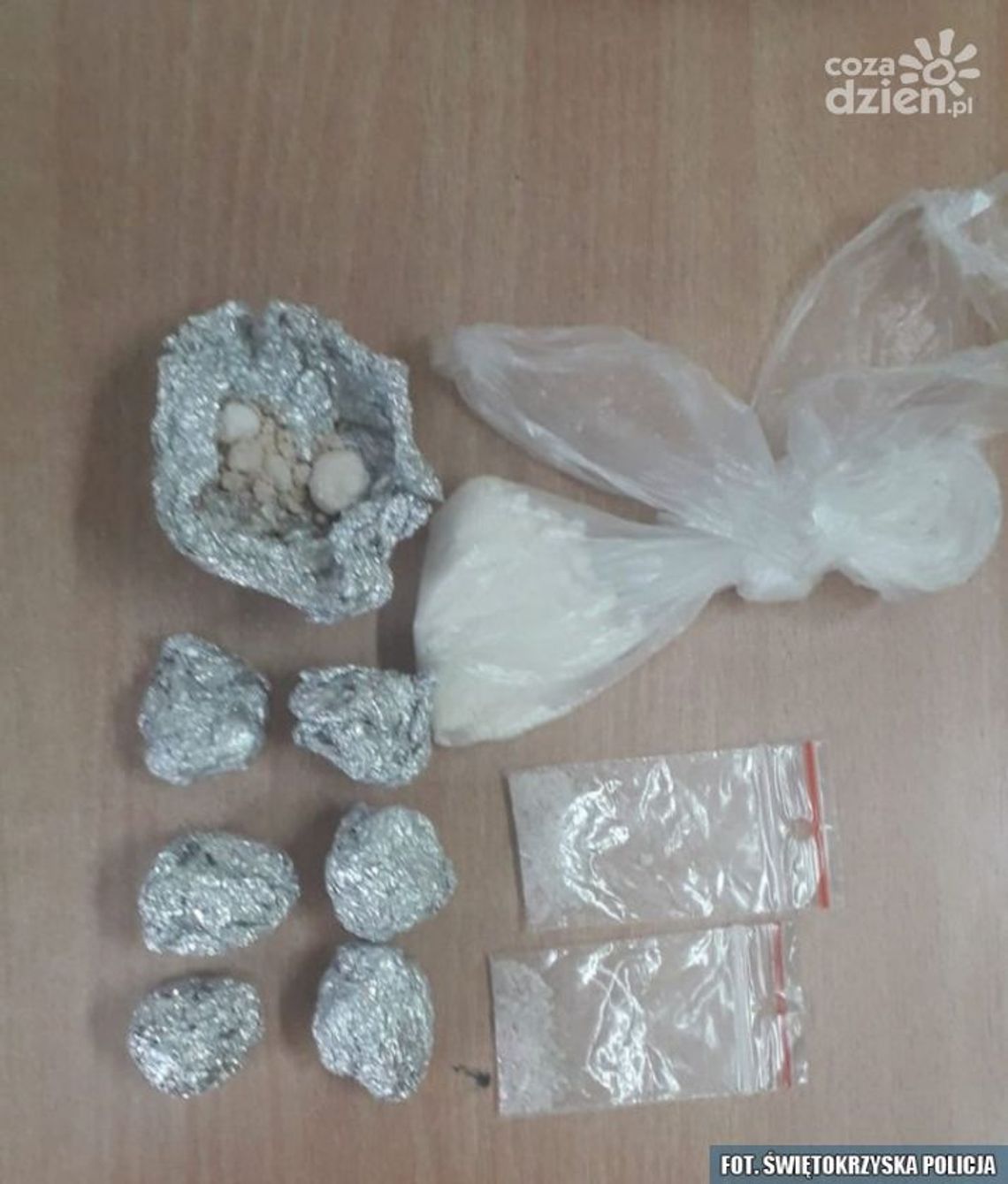 Powiat opatowski: Narkotyki w mieszkaniu 28-latka Powiat opatowski: Narkotyki w mieszkaniu 28-latka