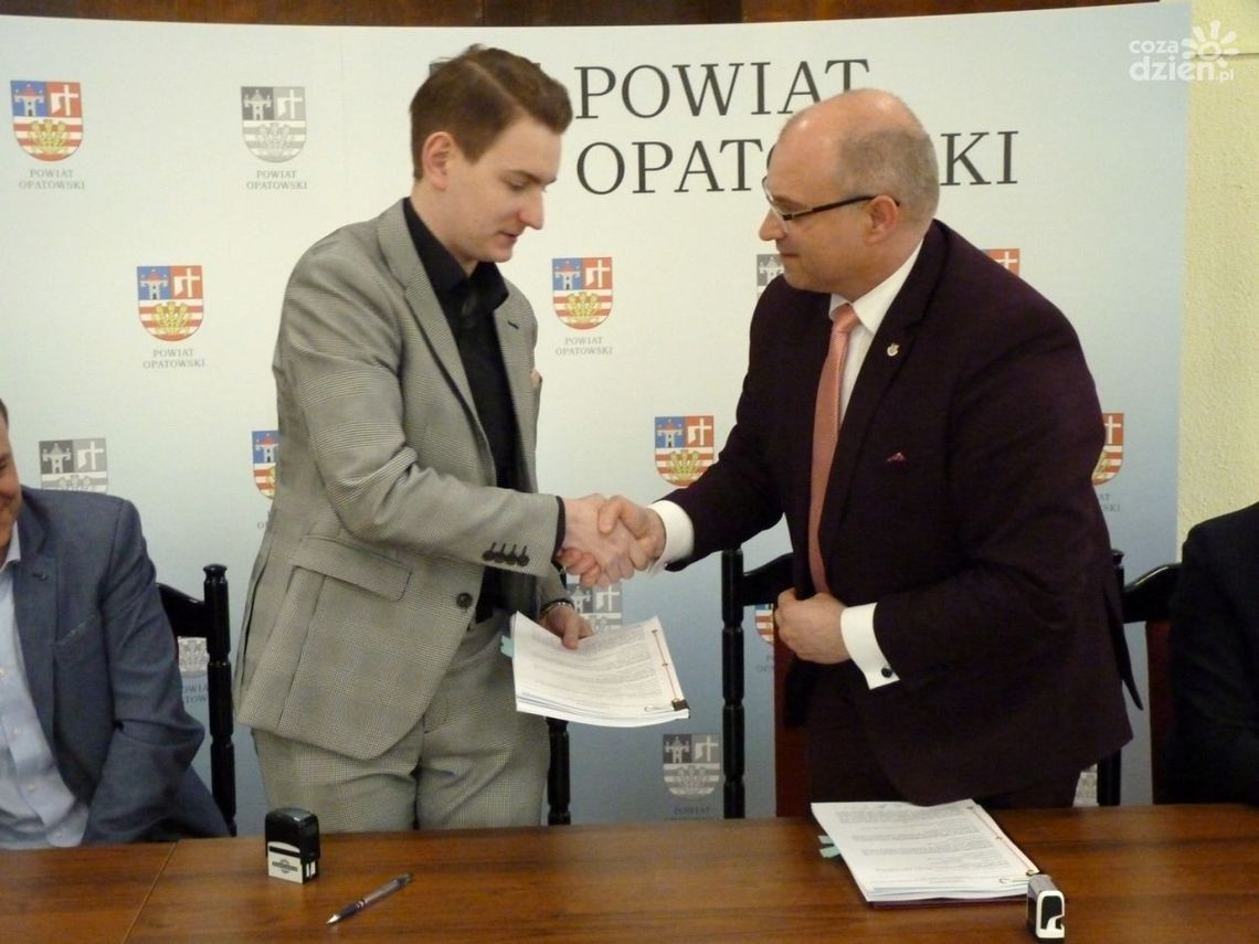 Powiat opatowski przejął szpital Powiat opatowski przejął szpital