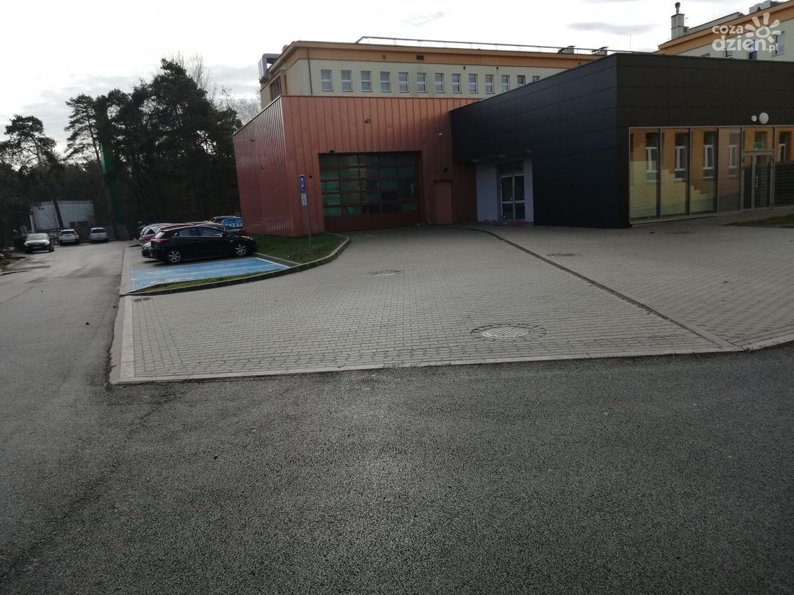 Powiat ostrowiecki. Rok pod znakiem remontów