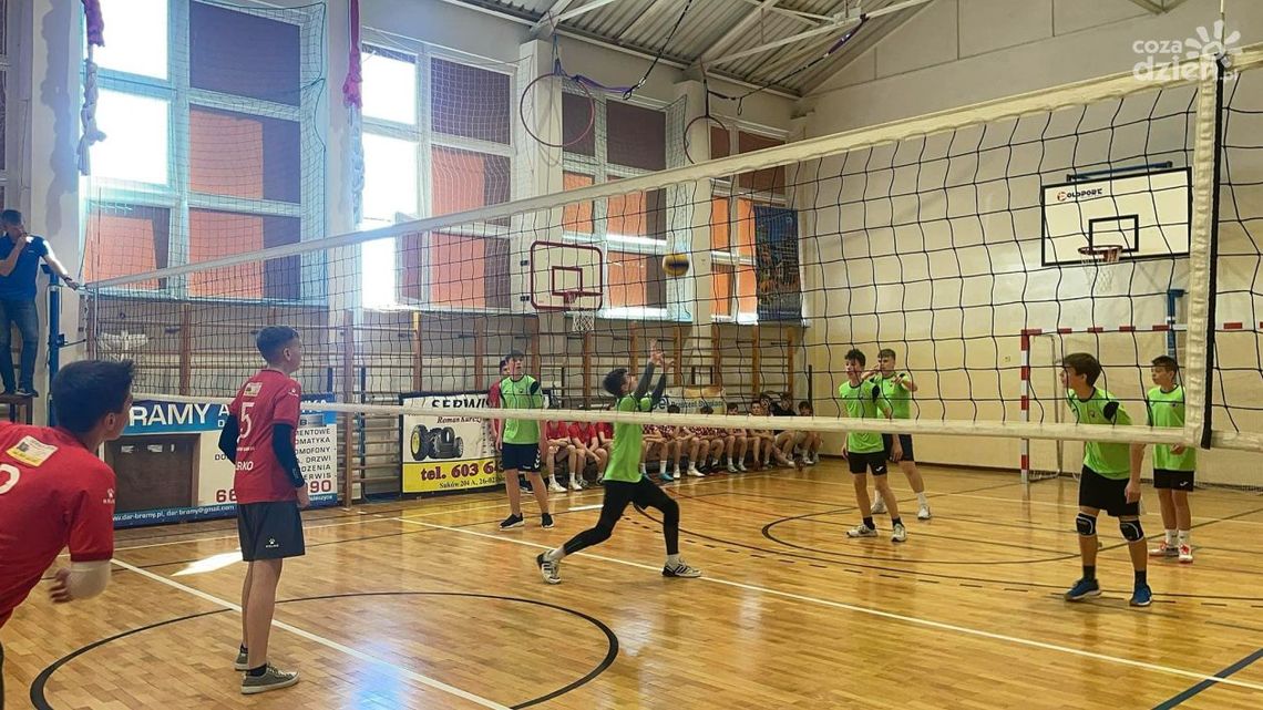 Powiatowy Turniej Siatkówki Chłopców w Sukowie