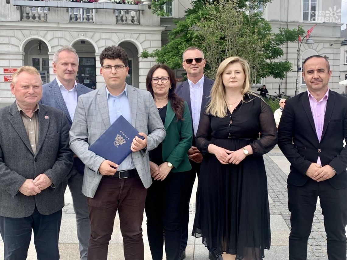 Powraca temat drogi Nowy Malików Powraca temat drogi Nowy Malików