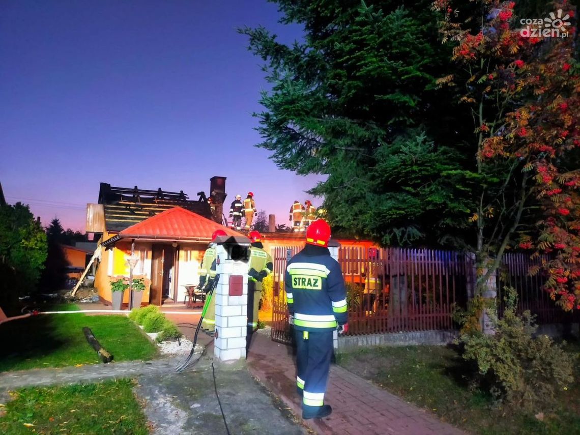 Pożar domu w Ostrowcu Świętokrzyskim