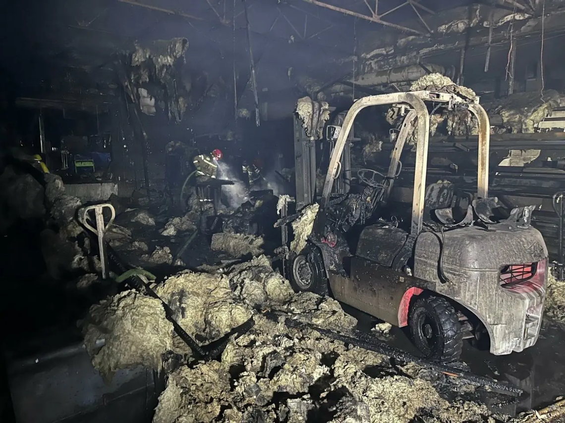 Pożar hali fabrycznej w Końskich Pożar hali fabrycznej w Końskich