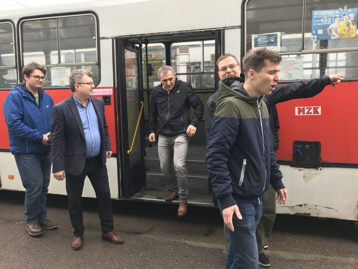 Pożegnanie z Jelczem Pożegnanie z Jelczem