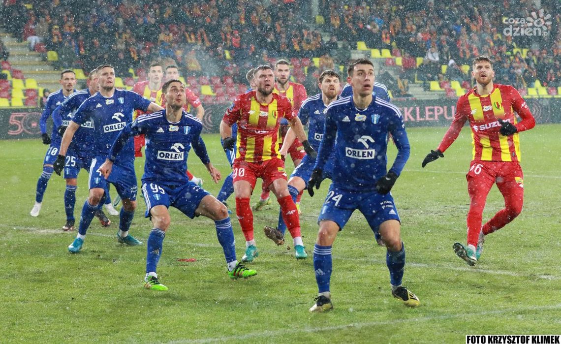 Poznaliśmy terminarz nowego sezonu Ekstraklasy. Korona zmierzy się z Wisłą Płock