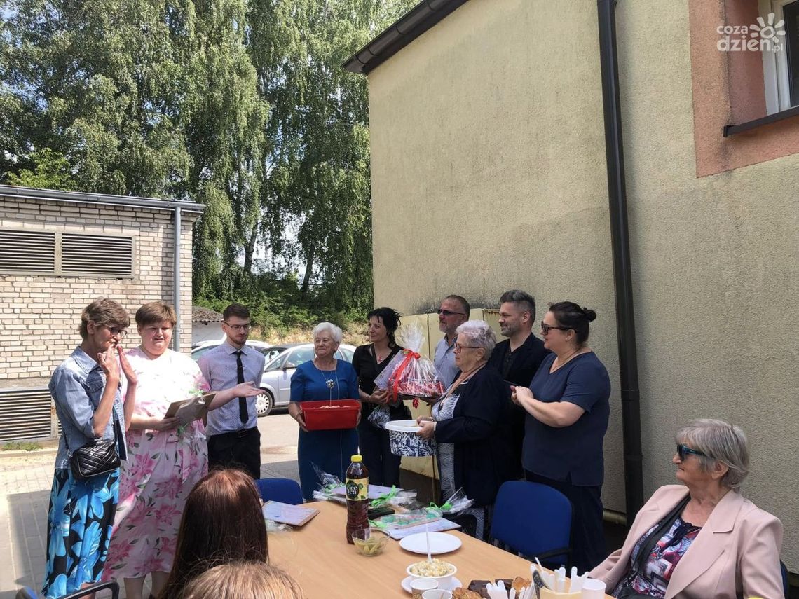 "Pozytywnie zakręceni" z Ostrowca świętowali pierwszy jubileusz działalności "Pozytywnie zakręceni" z Ostrowca świętowali pierwszy jubileusz działalności