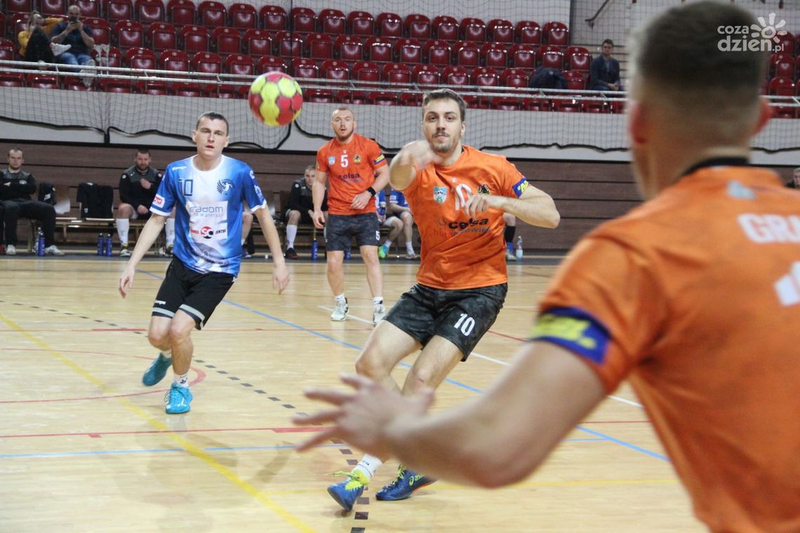 Pracowite dni wojowników