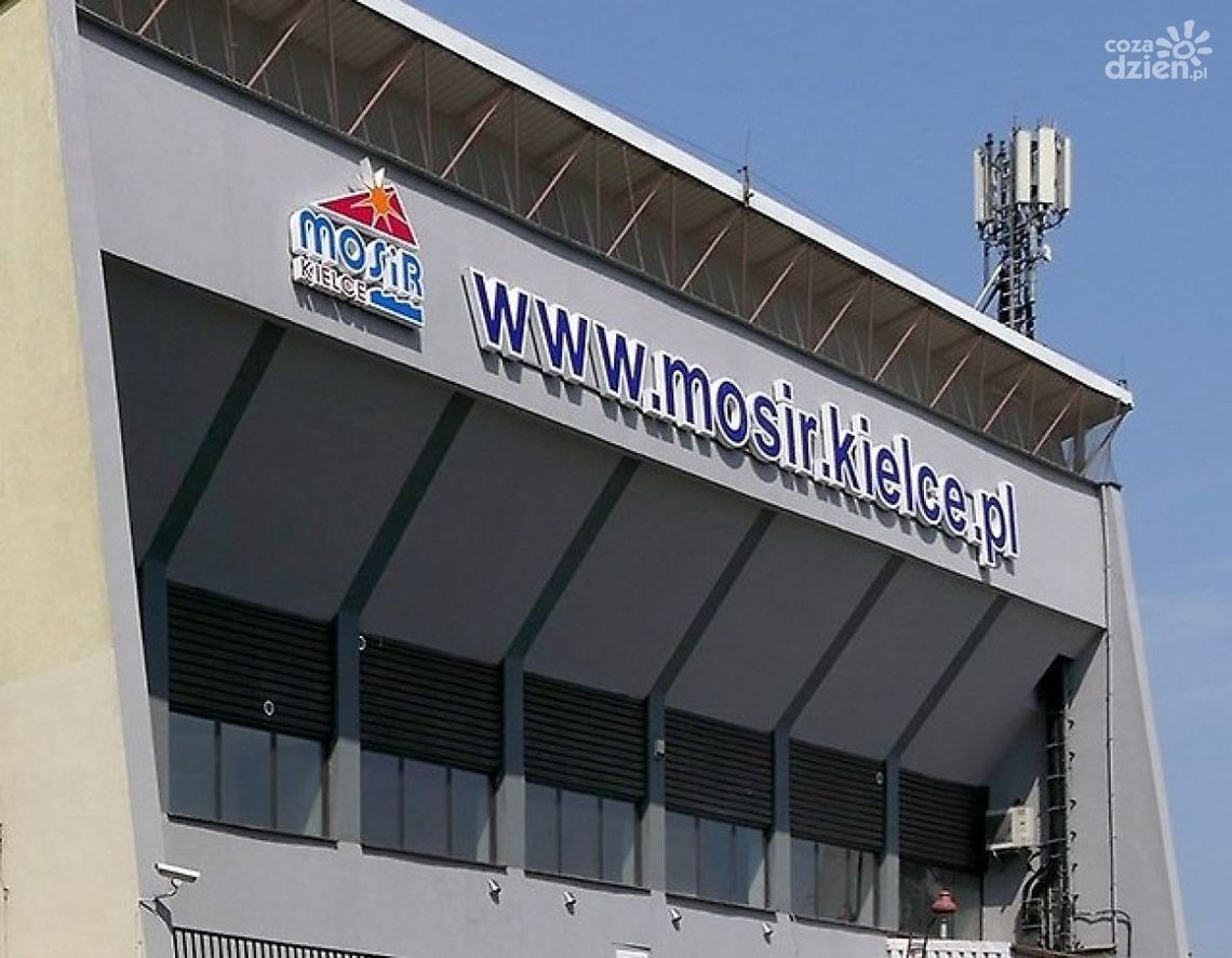 Pracownicy kieleckiego MOSiRu chcą podwyżek kosztem części pieniędzy dla Korony