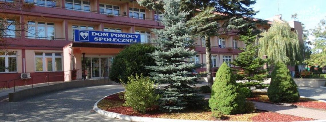 Pracownicy medyczni i pensjonariusze DPS przy ul. Grabowieckiej przebadani na obecność koronawirusa Pracownicy medyczni i pensjonariusze DPS przy ul. Grabowieckiej przebadani na obecność koronawirusa