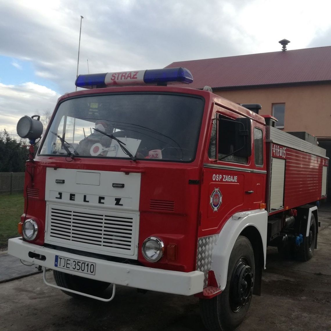 Prawie 2 mln zł na nowy pojazd dla strażaków ochotników Prawie 2 mln zł na nowy pojazd dla strażaków ochotników