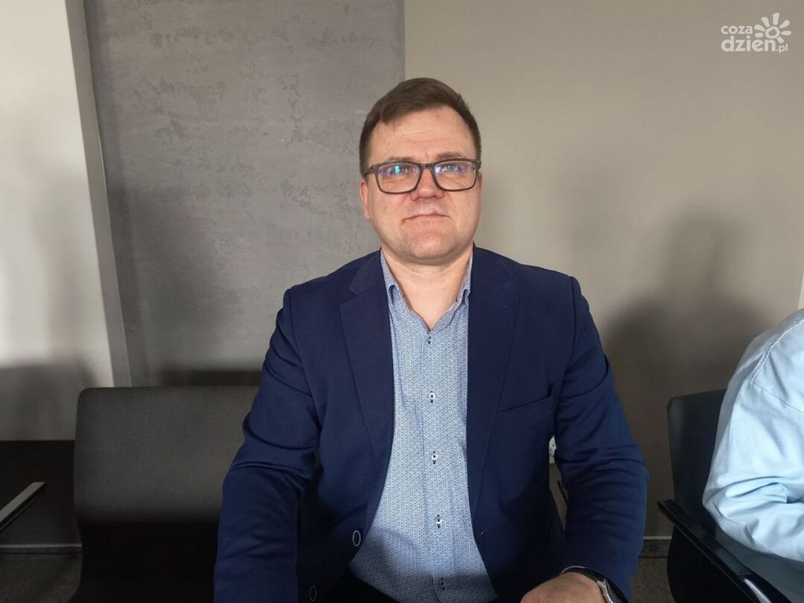 Prezydencki klub w Ostrowcu Świętokrzyskim traci dwóch radnych Prezydencki klub w Ostrowcu Świętokrzyskim traci dwóch radnych