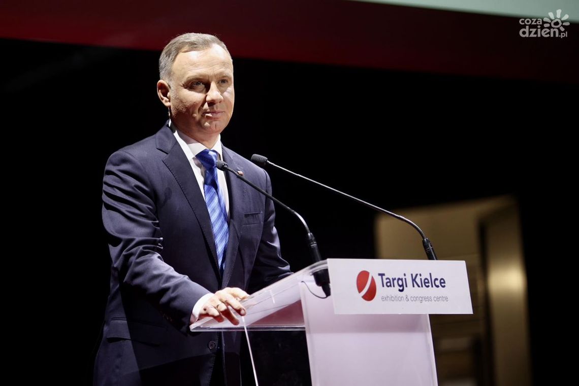 Prezydent RP otworzył 31 Międzynarodowy Salon Przemysłu Obronnego