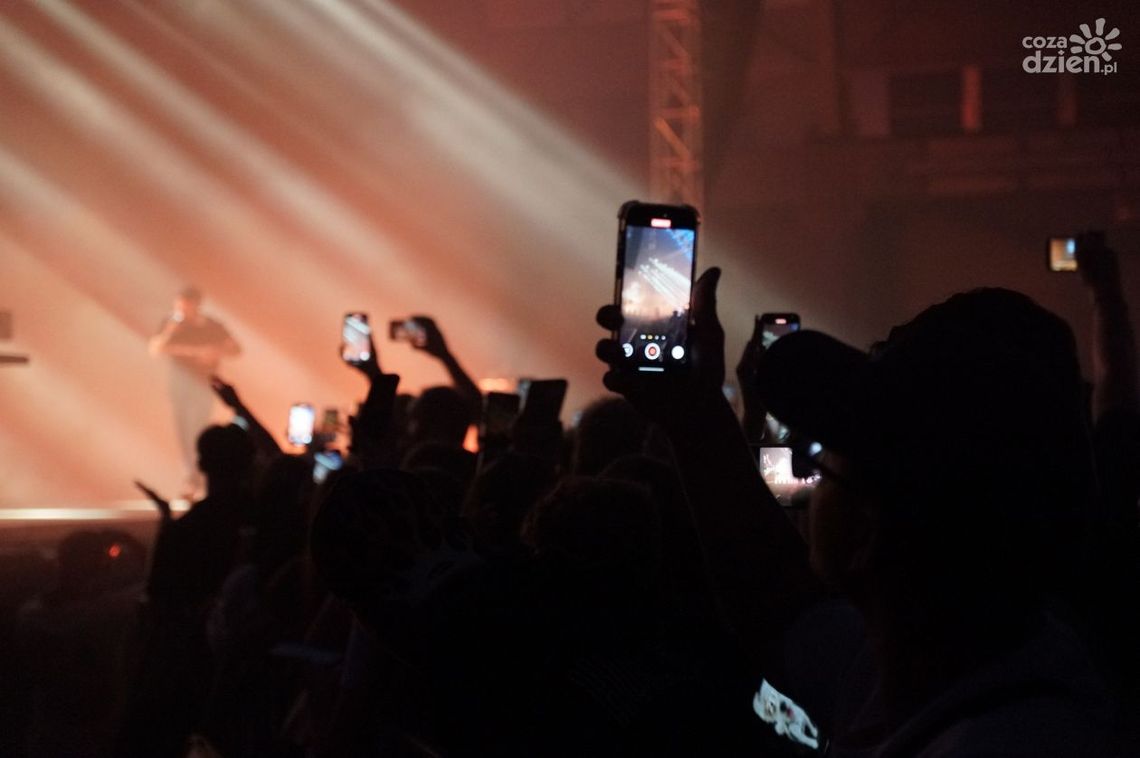 PRO8L3M ponownie rozgrzali Targi Kielce – mocne otwarcie wakacji z polskim rapem PRO8L3M ponownie rozgrzali Targi Kielce – mocne otwarcie wakacji z polskim rapem