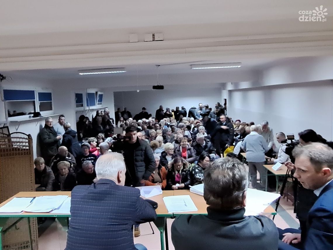 Problemy sądowe ostrowieckiej SM Krzemionki Problemy sądowe ostrowieckiej SM Krzemionki