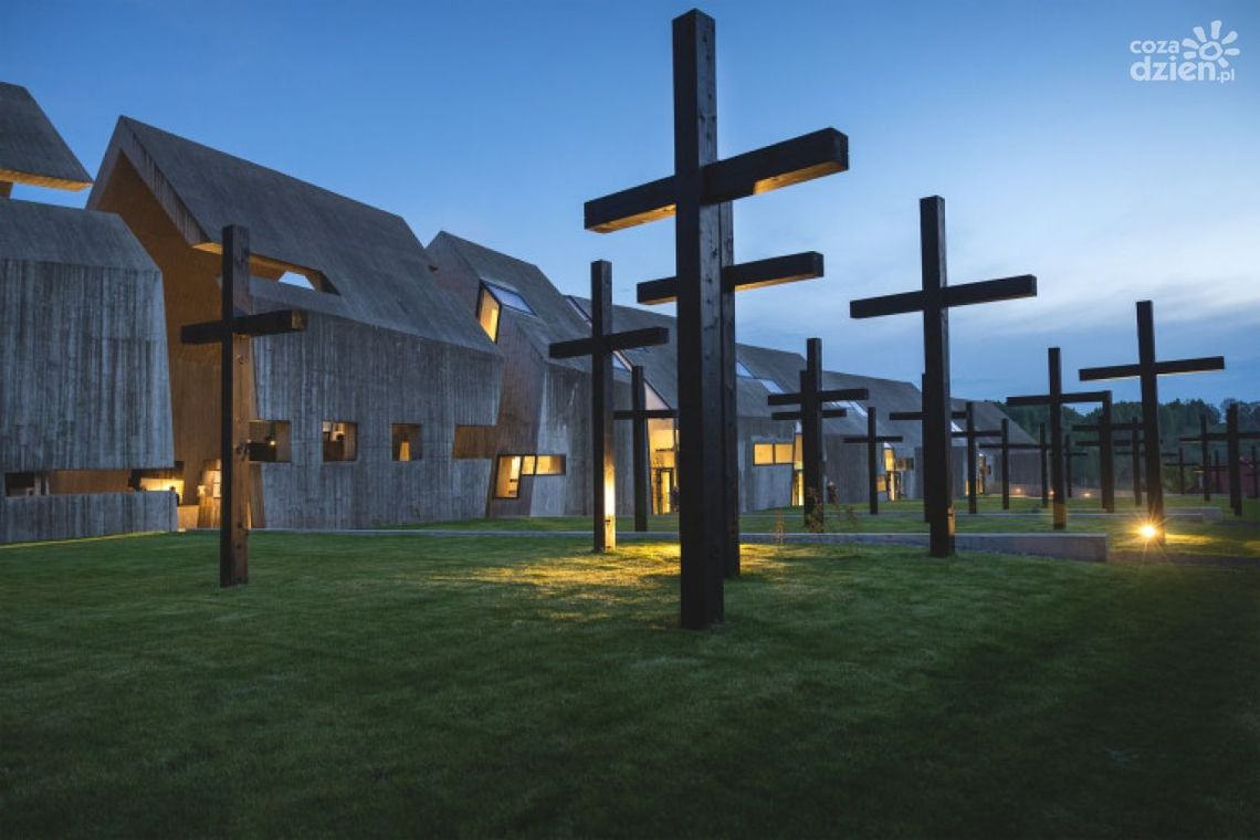 Proces oskarżonych o znieważenie miejsca pamięci narodowej w Michniowie