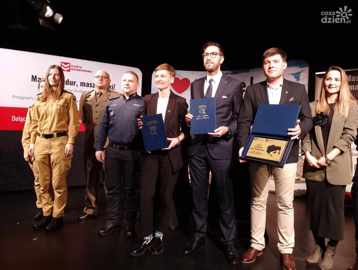 Program Karty Mundurowej – Wsparcie i Uznanie dla Służb Publicznych