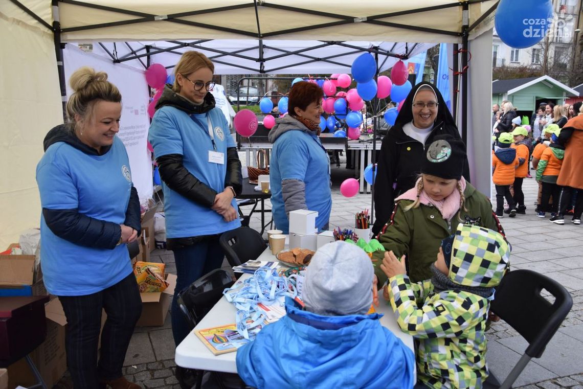 Promowali rodzicielstwo zastępcze Promowali rodzicielstwo zastępcze