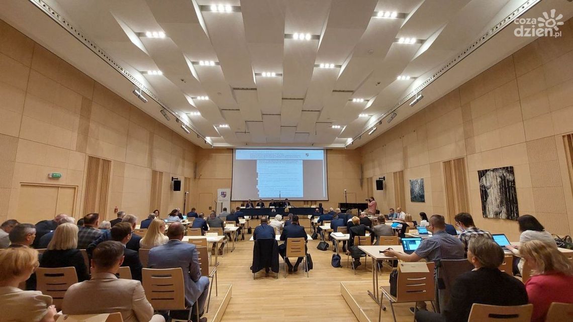 Przedstawiciele Ostrowca w sejmiku deklarują współpracę Przedstawiciele Ostrowca w sejmiku deklarują współpracę