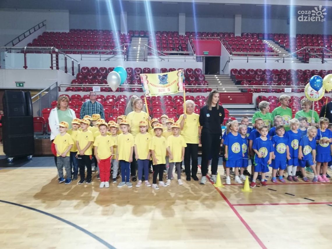 Przedszkolaki świętowały na sportowo Przedszkolaki świętowały na sportowo